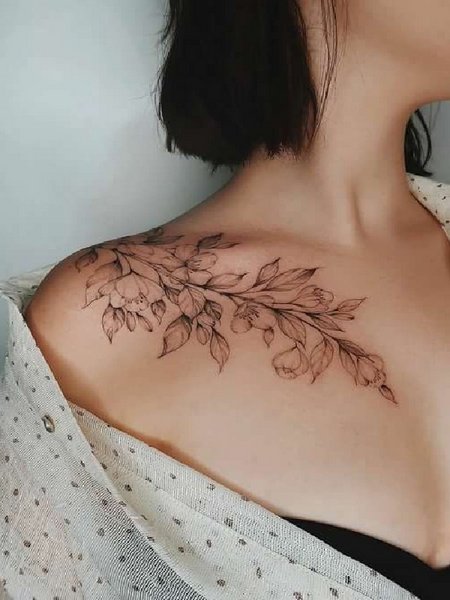 Collar Bone Tattoo ideas For Women