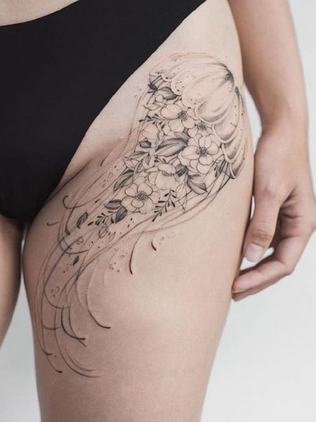 Hip tattoo ideas for Women