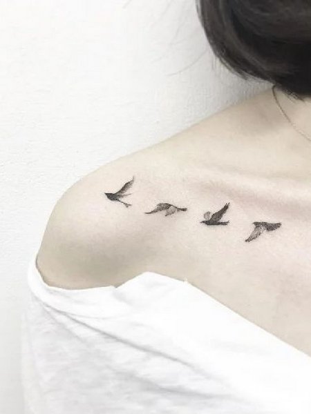Vogel Tattoo ideas For Women
