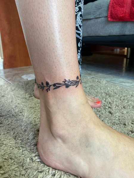 40 Amazing Ankle Tattoos Design Ideas In 2023 - Tattoo Pro