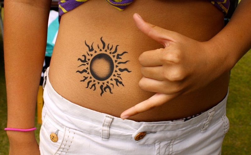 25 Best Sun Tattoo Ideas For Women in 2023 1 Best Sun Tattoo Ideas For Women
