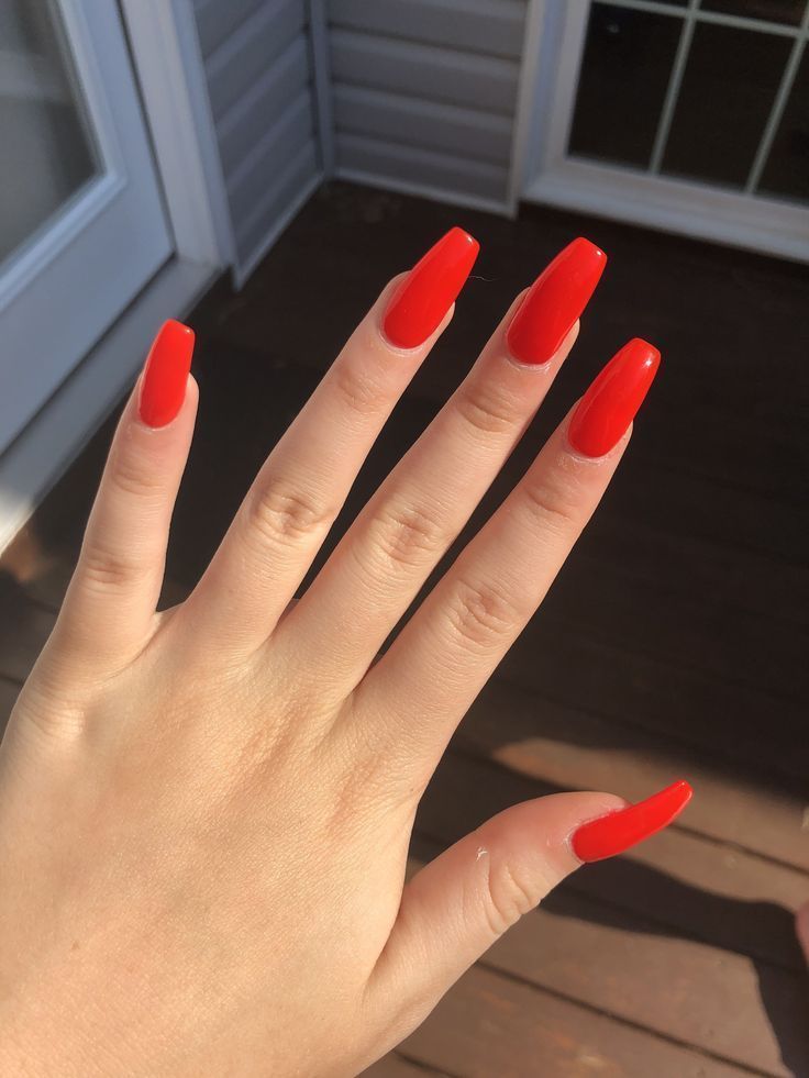 Coffin Red Nails