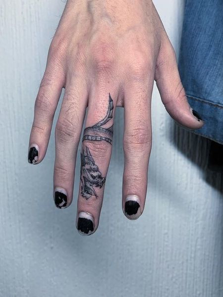 Finger Dragon Tattoo