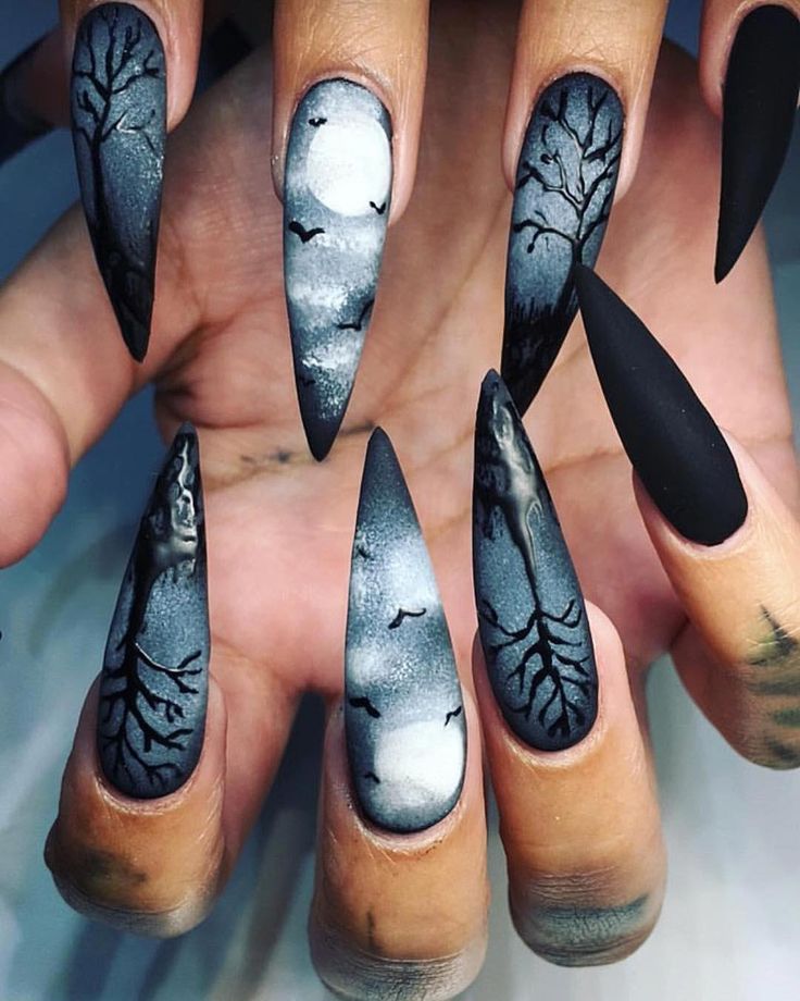 Halloween Acrylic Nails