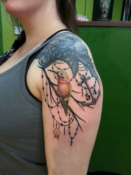 Hummingbird Shoulder Tattoos