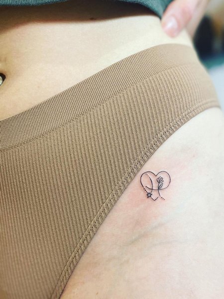 Pisces Hip Tattoo