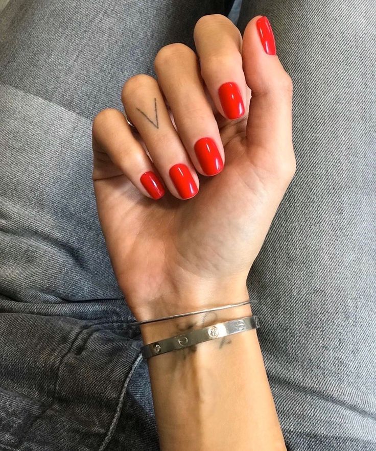 Short Red Nails