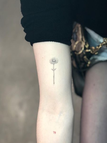 Small Daisy Tattoo