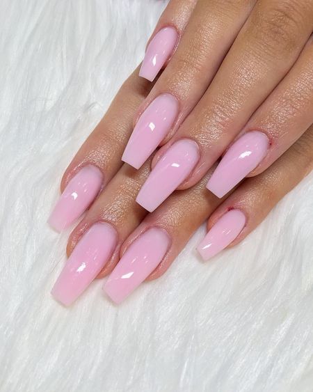 Soft Pink Nails