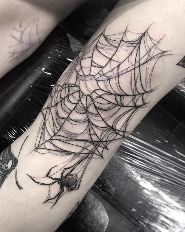 Spider Web Knee Tattoo
