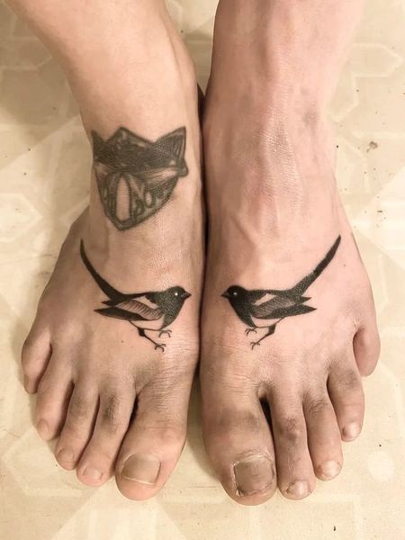 Foot Magpie Tattoo