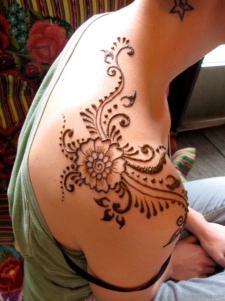 Henna Shoulder Tattoo