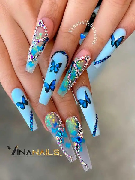 Matte light blue nails 1
