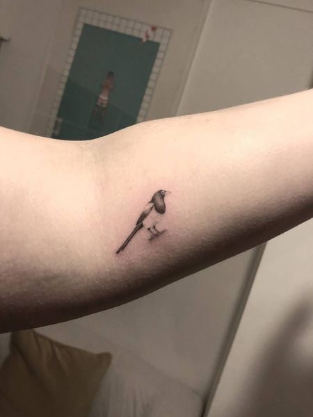 Small Magpie Tattoo