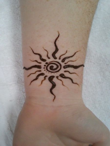 Sun Henna Tattoo