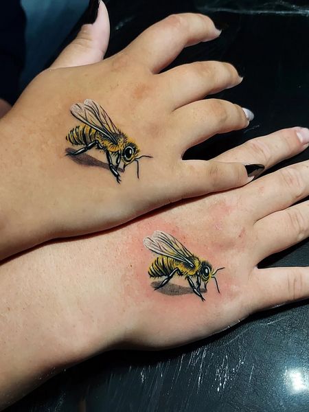 3d Bee Tattoo