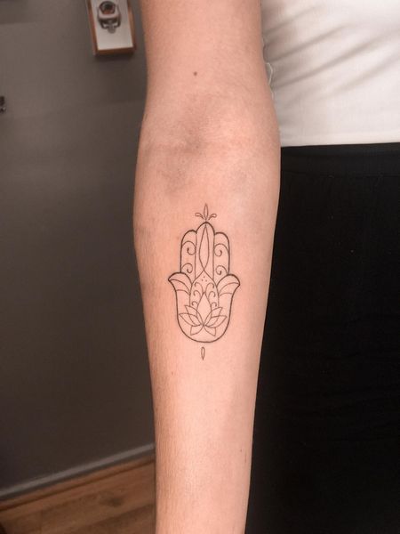 Fine Line Hamsa Tattoo