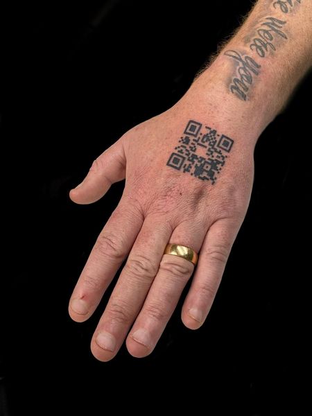 QR Code Tattoo 10