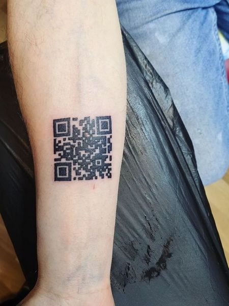 QR Code Tattoo 2