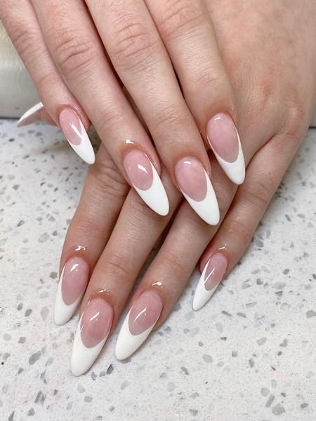 Thin French Tip Nails