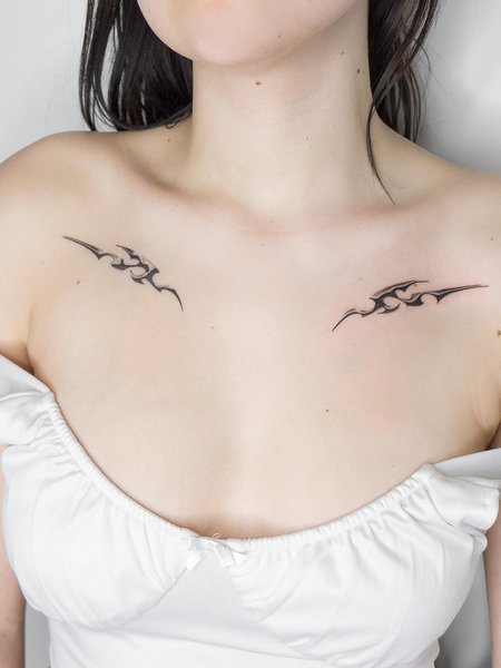 Tribal Collarbone Tattoo