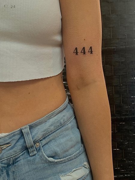 BEST 444 TATTOO IDEAS WITH SPIRITUAL MEANINGS Mysteriousevent Com   Arm 444 Tattoo 