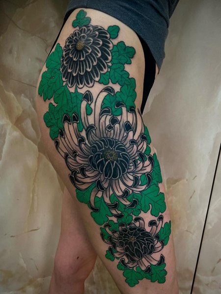 Black Chrysanthemum Tattoo