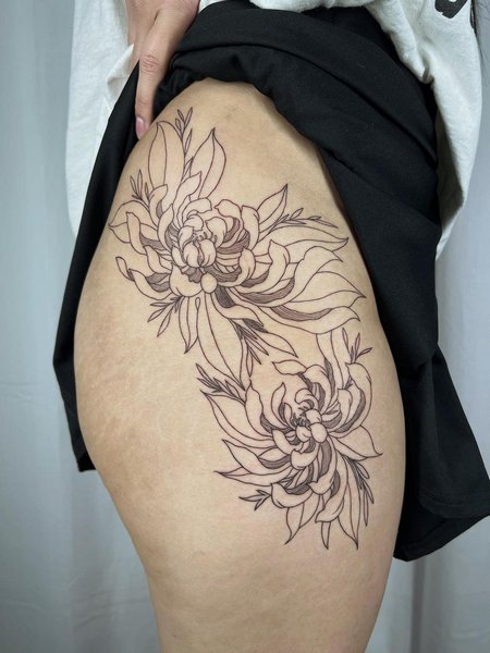 Chrysanthemum Tattoo Minimalist