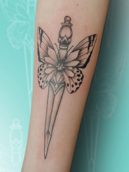 Dagger Tattoo Designs