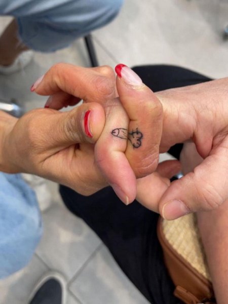 Funny Finger Tattoos