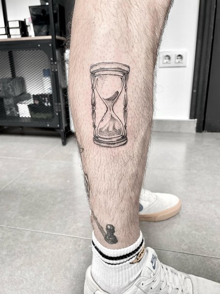Hourglass Tattoo Outline