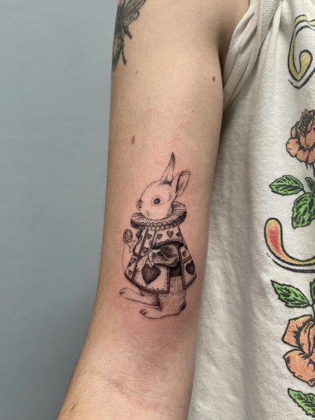 Small Alice In Wonderland Tattoo Ideas