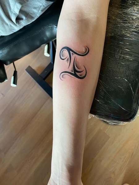 Gemini Symbol Tattoo