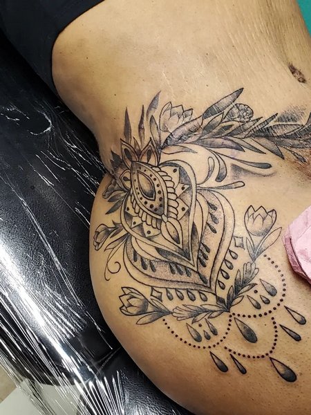 Tattoo Over Tummy Tuck Scar