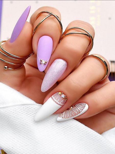 Classy Short Stiletto Nails