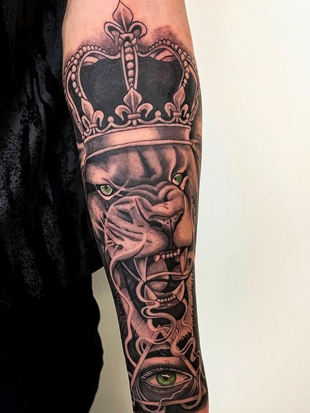 50 Best Crown Tattoo Ideas For Men And Women - Tattoo Pro