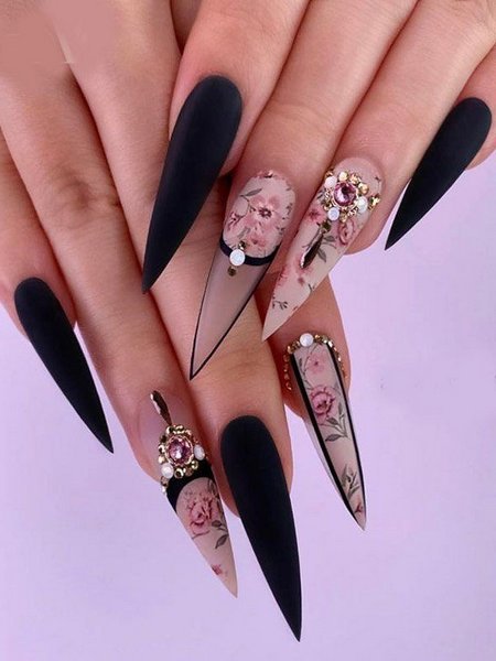 Edgy Stiletto Nail Designs