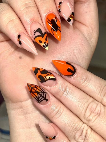 Halloween Stiletto Nails