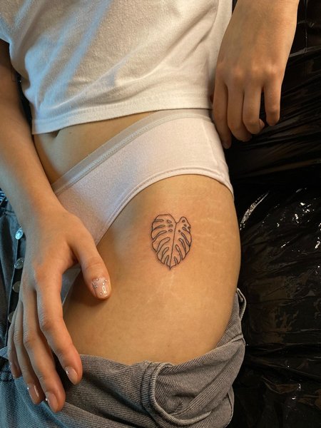 Monstera Hip Tattoo