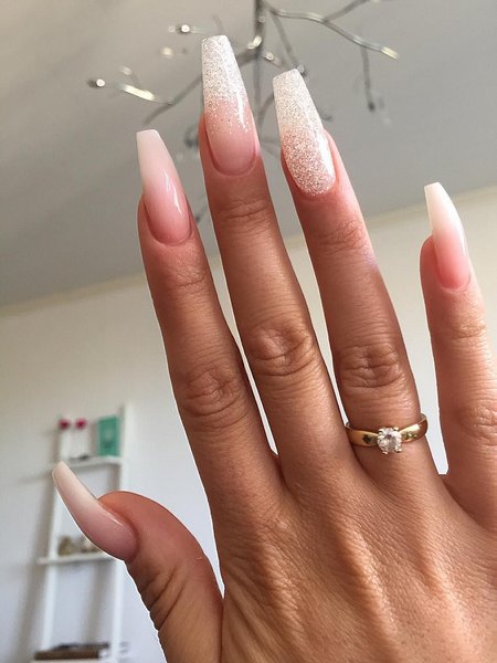 Nude Nails Coffin