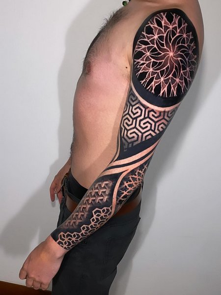 Realistic Geometric Tattoo