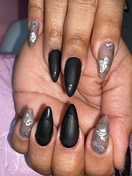 Short Black Stiletto Nails