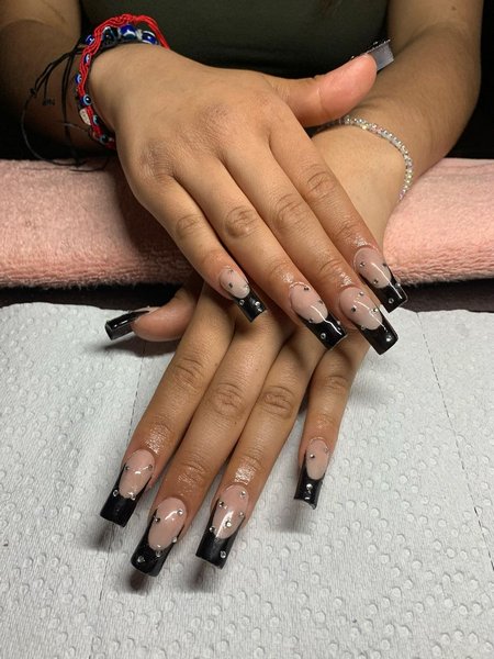 Black Acrylic Nails