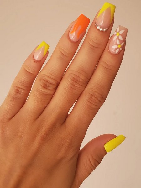 Cute Summer Nails