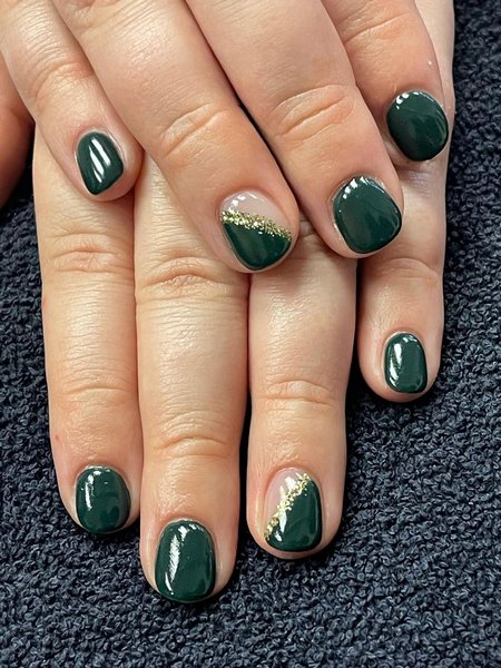 Forest Green Nails