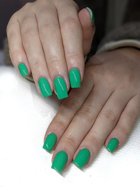 Green Short Nails