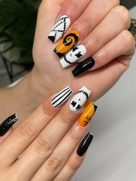 Halloween Nail Ideas