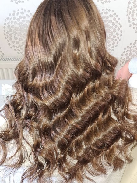 Layered Wavy Hair