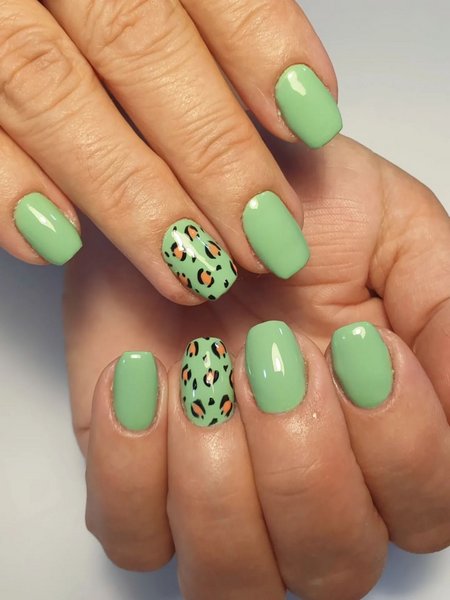 Short Green Nails