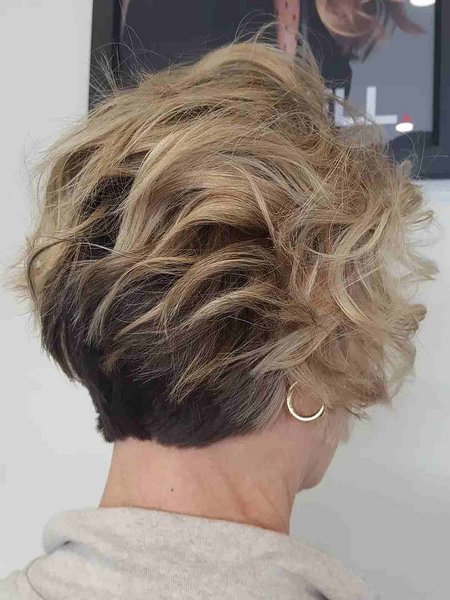 Short Wavy Hair Styles